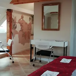Patea - Cozy And Quiet 42 Sqm Near The City Centre Praha