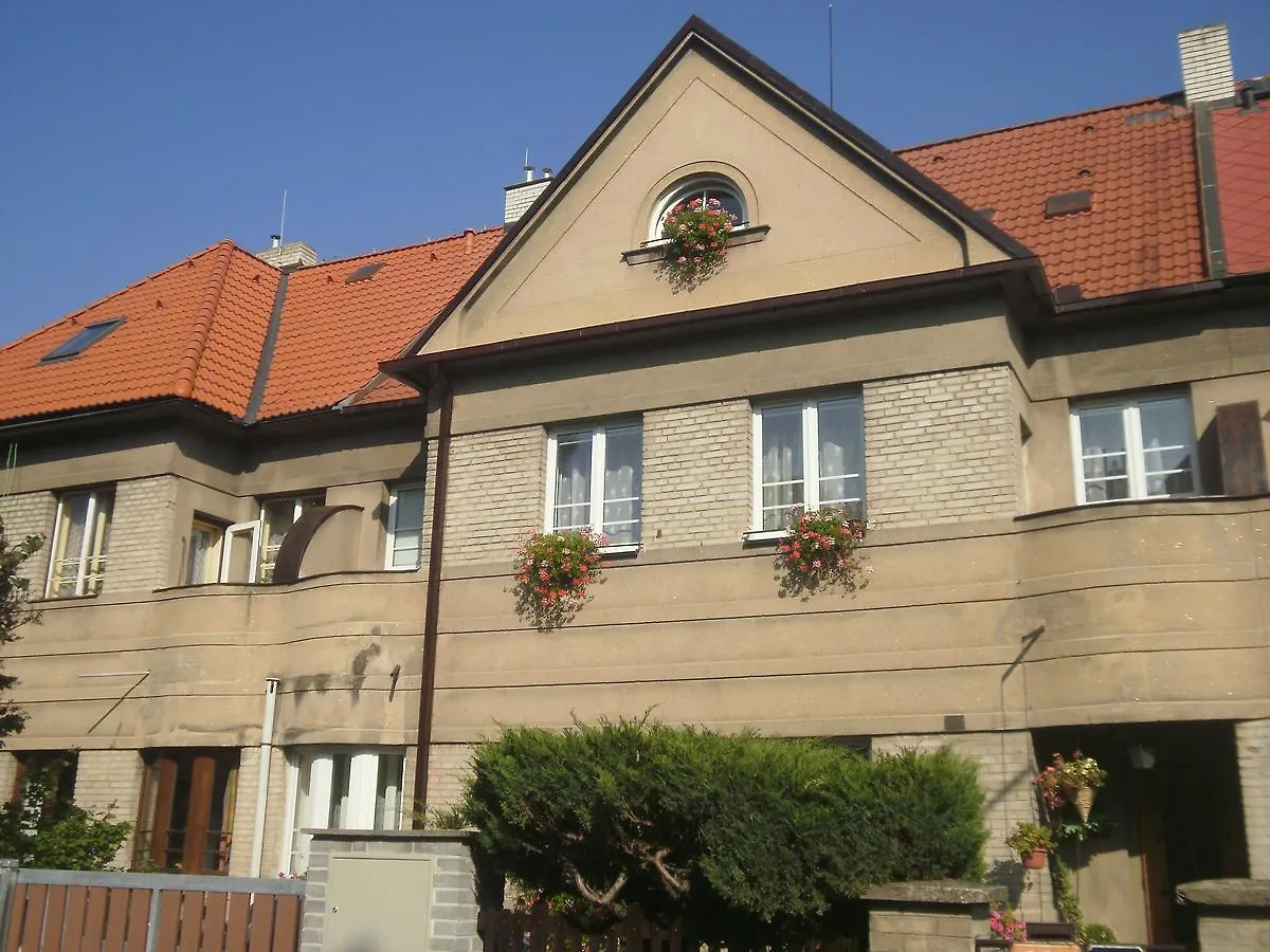 Apartricanova Prague